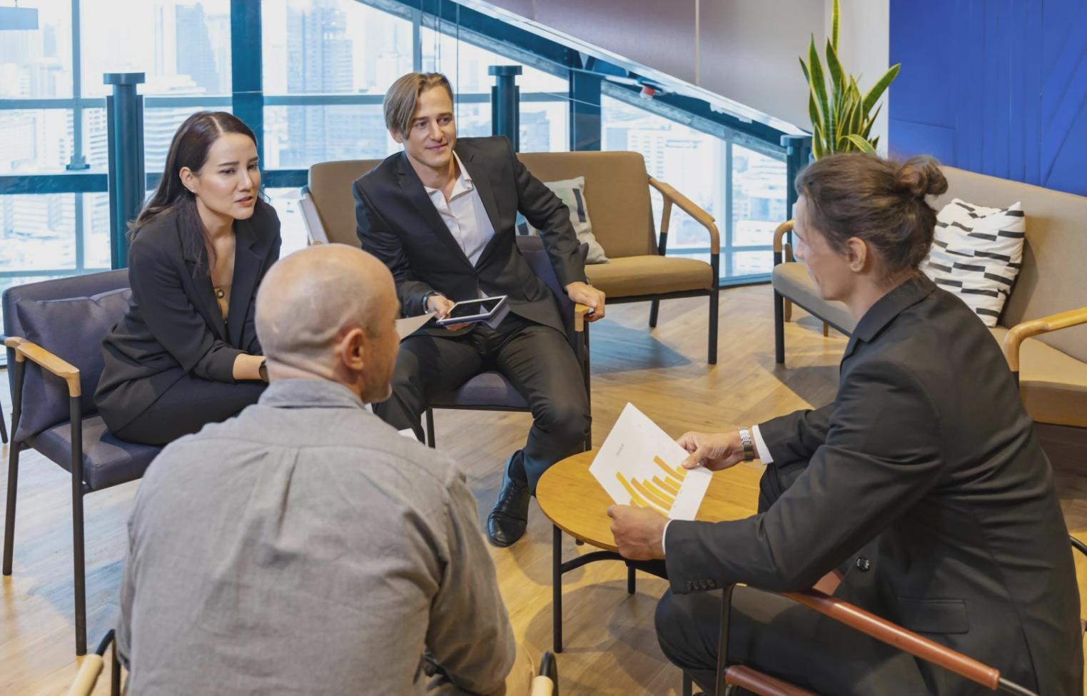 Schermata di lavoro su contenuto SEO con analisi delle keyword